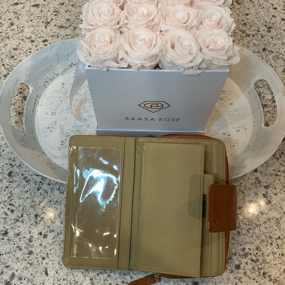 Wallet - Picture 4 of 6